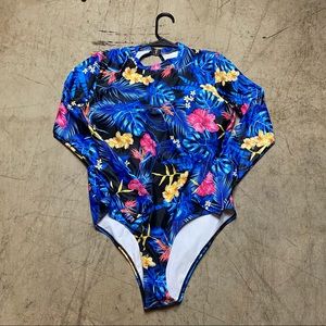 WOMENS BATHING SUIT